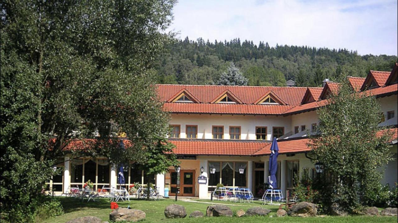 Feriendorf Am Hohen Bogen Haus 98 Eg Arrach Extérieur photo